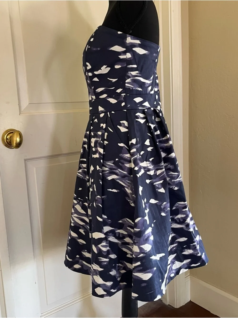 H&M Navy and White Strapless Fit-and-Flare Dress - Picture 13 of 14